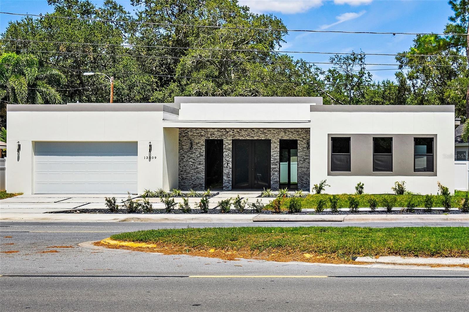 PINELLAS GROVES - Residential