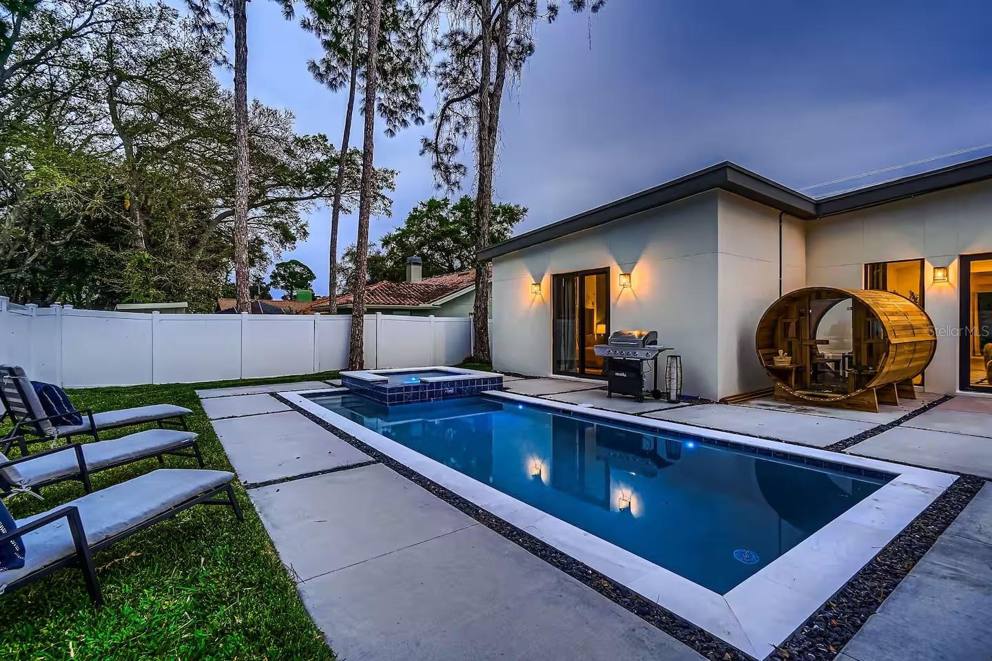 PINELLAS GROVES - Residential