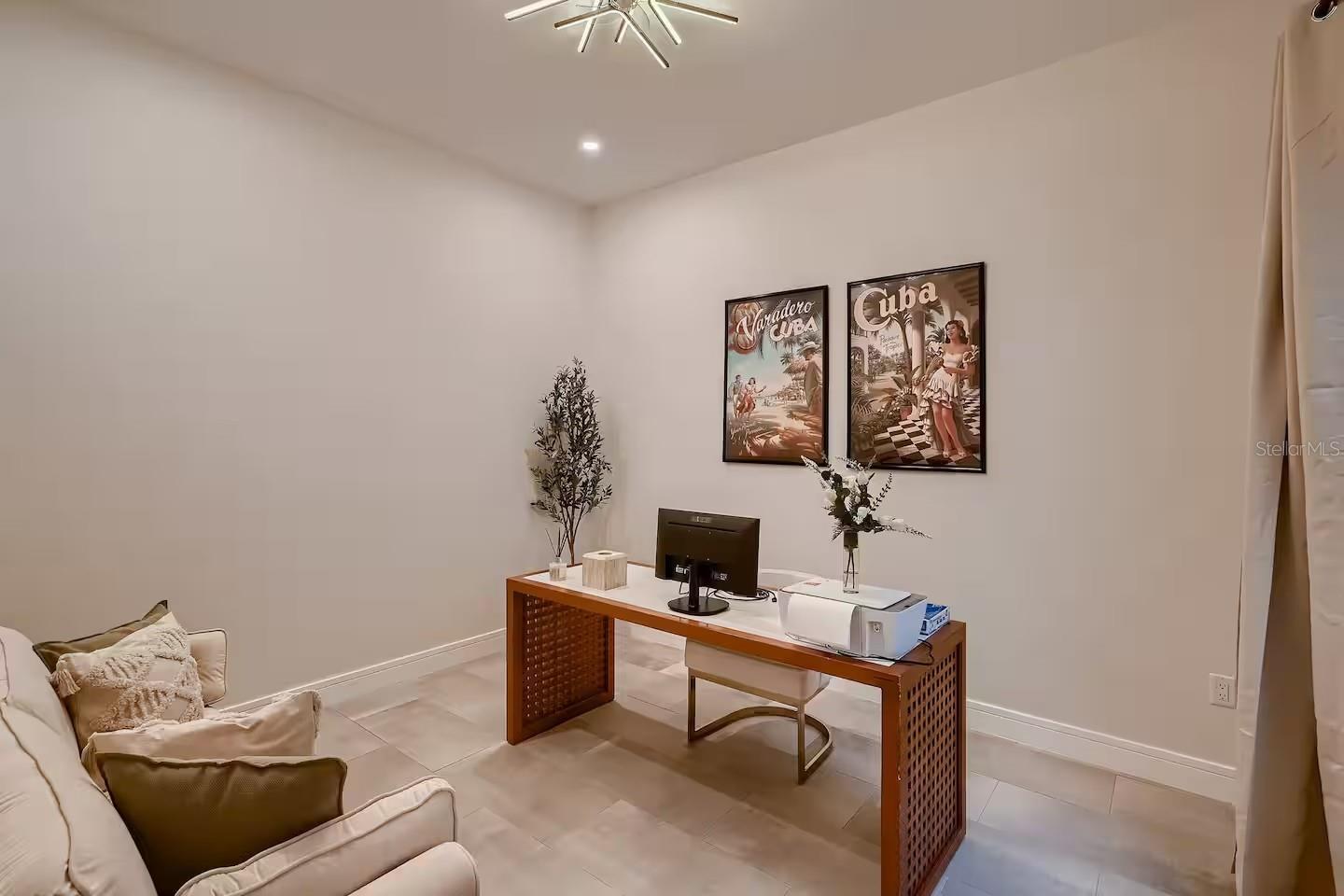 PINELLAS GROVES - Residential