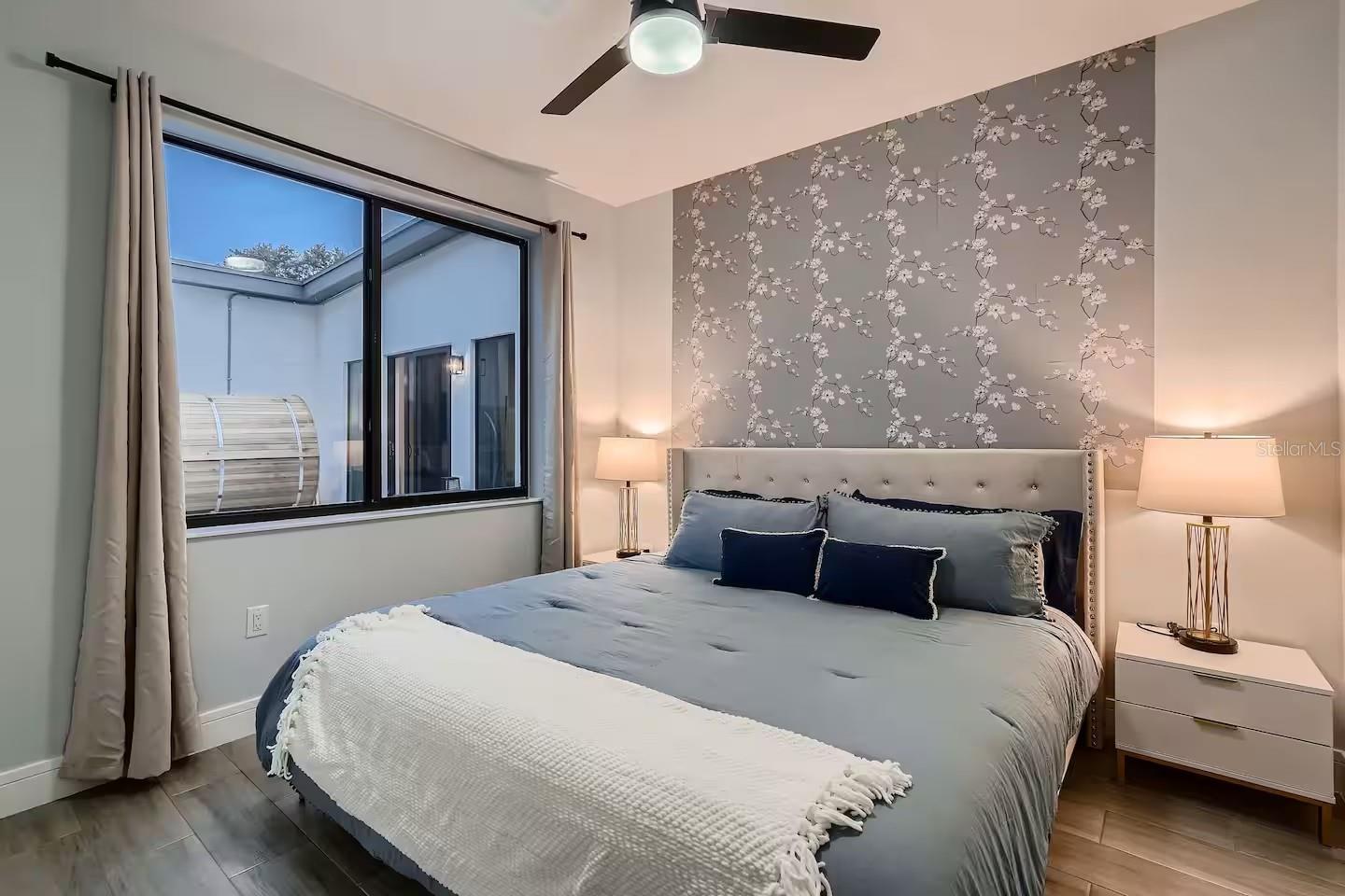 PINELLAS GROVES - Residential