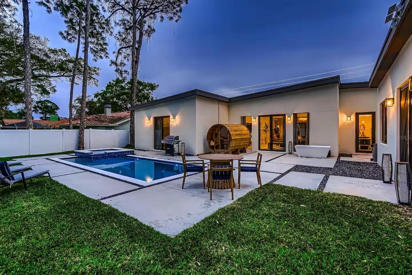 PINELLAS GROVES - Residential