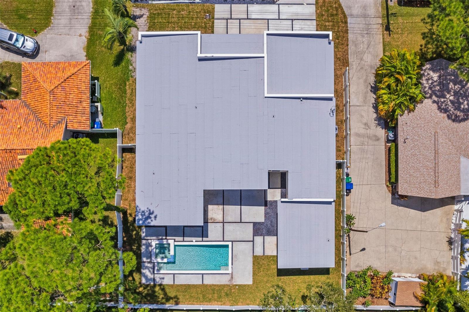 PINELLAS GROVES - Residential