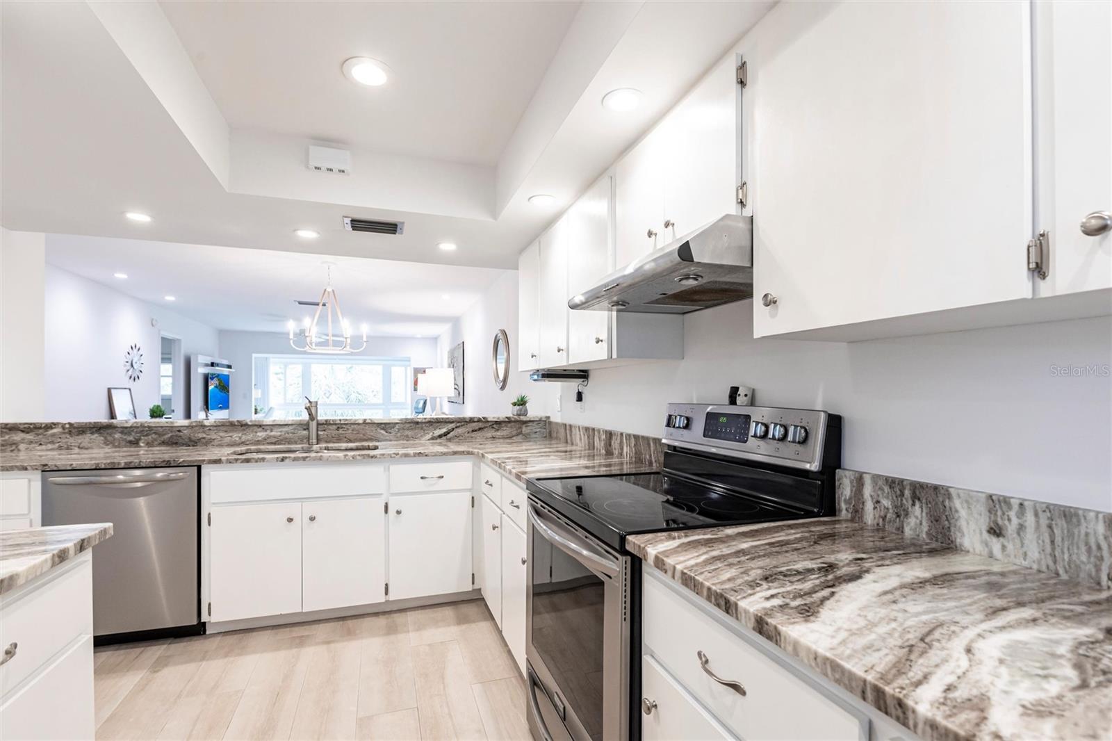 WOODSIDE TERRACE PH 1 - Residential