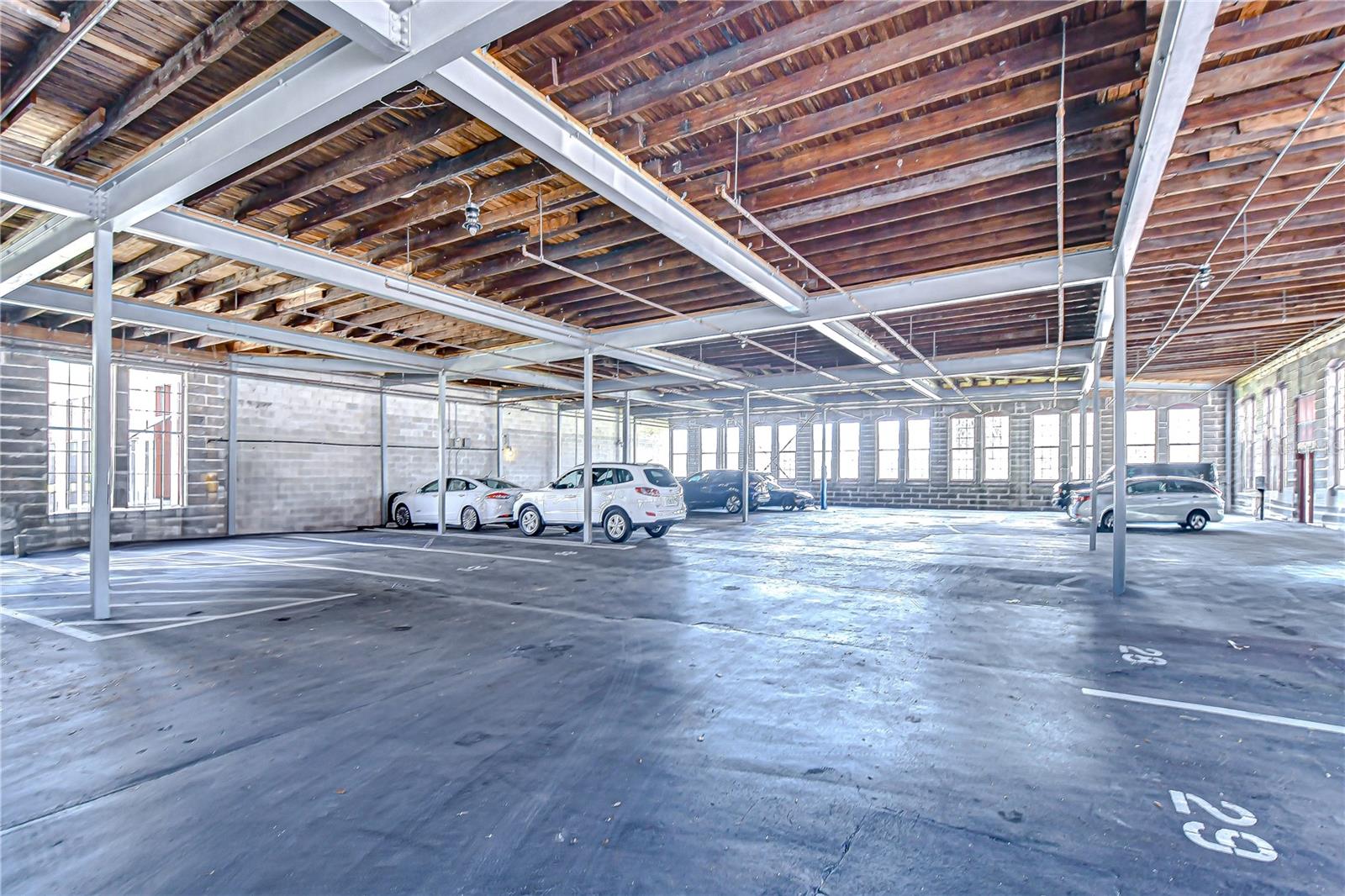 BOX FACTORY LOFTS - Residential