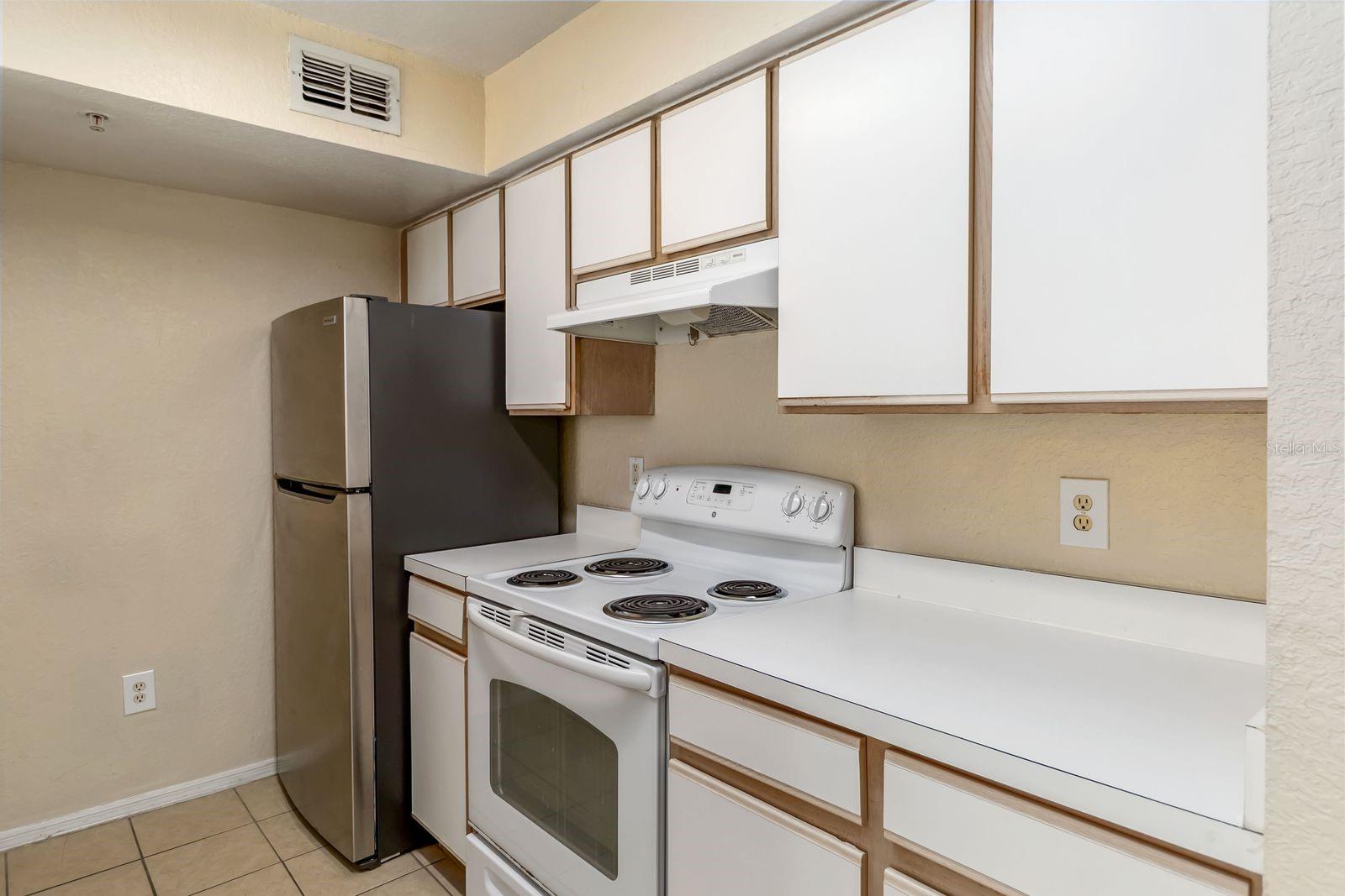 VILLAS DEL SOL AT KISSIMMEE CONDO - Residential