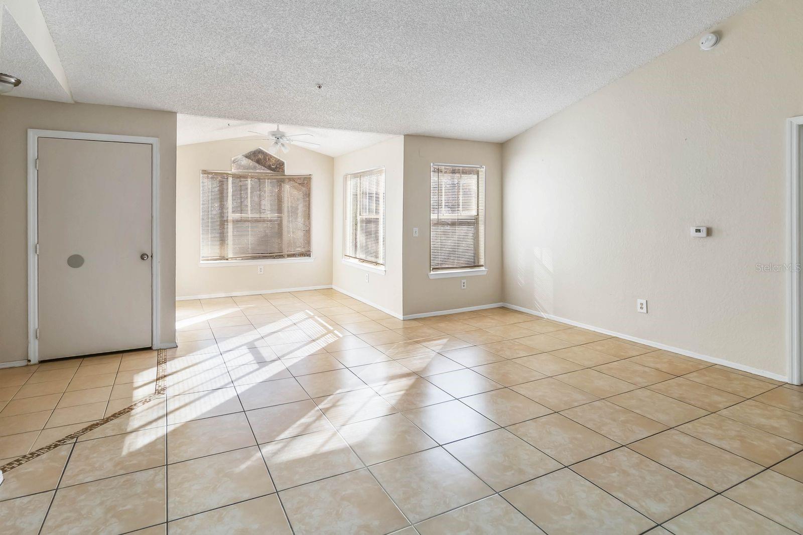 VILLAS DEL SOL AT KISSIMMEE CONDO - Residential