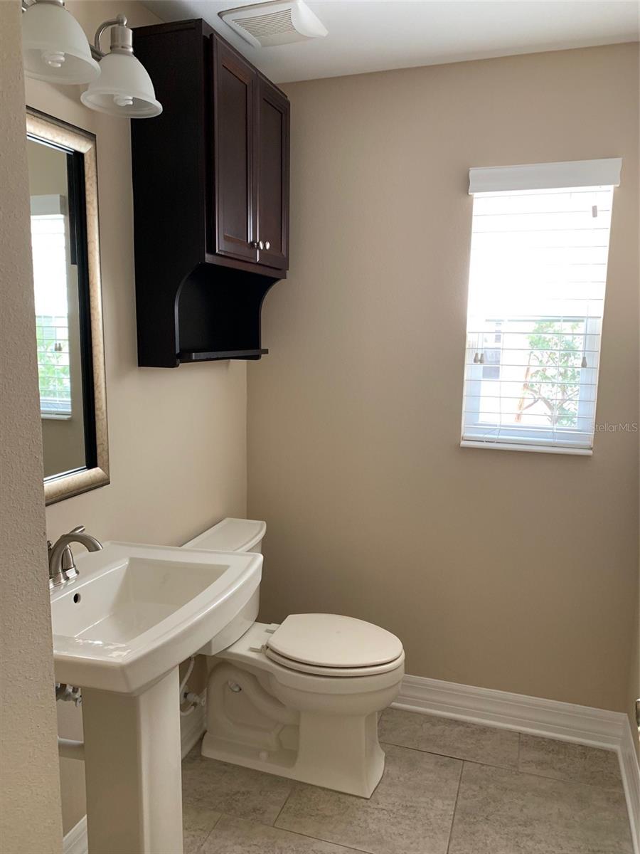 SEVEN OAKS PCLS C-1A & C-1B - Residential Lease