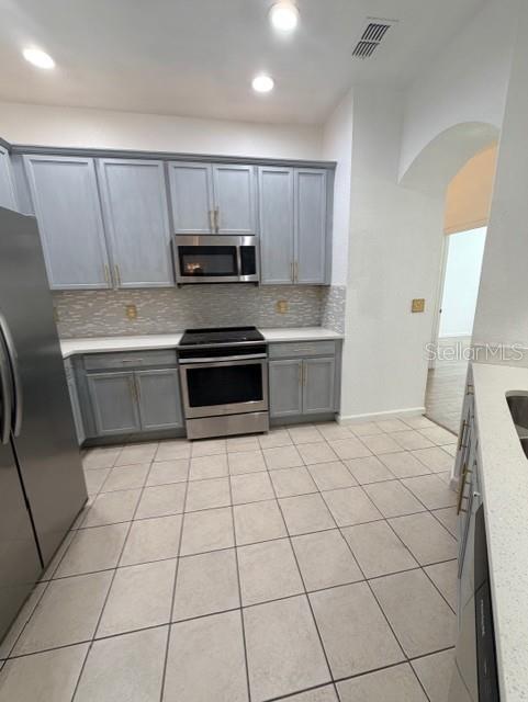 FLORA RIDGE CONDO PH 3 BLDG 6 - Residential Lease