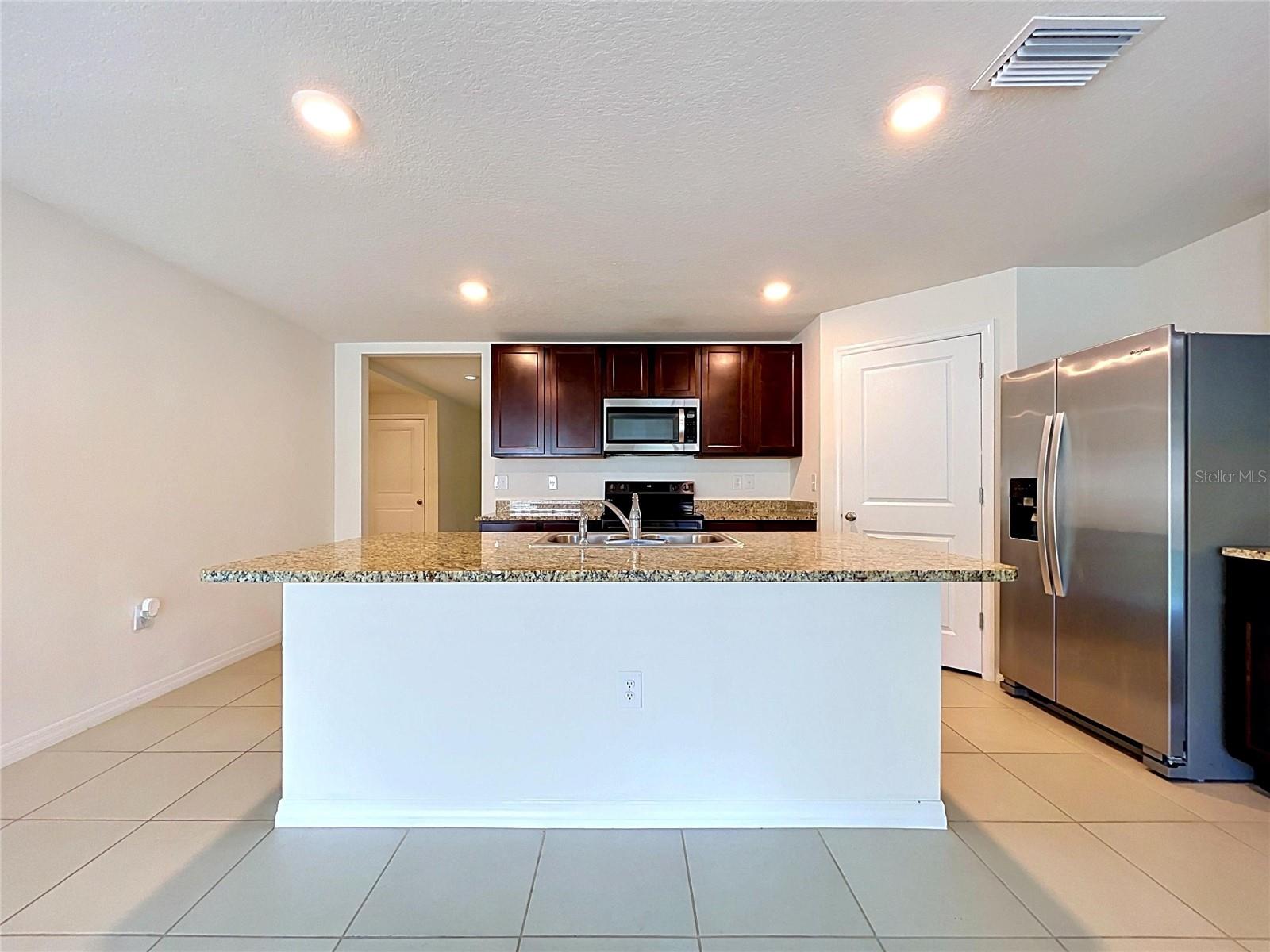 ZEPHYR LAKES SUB - Residential