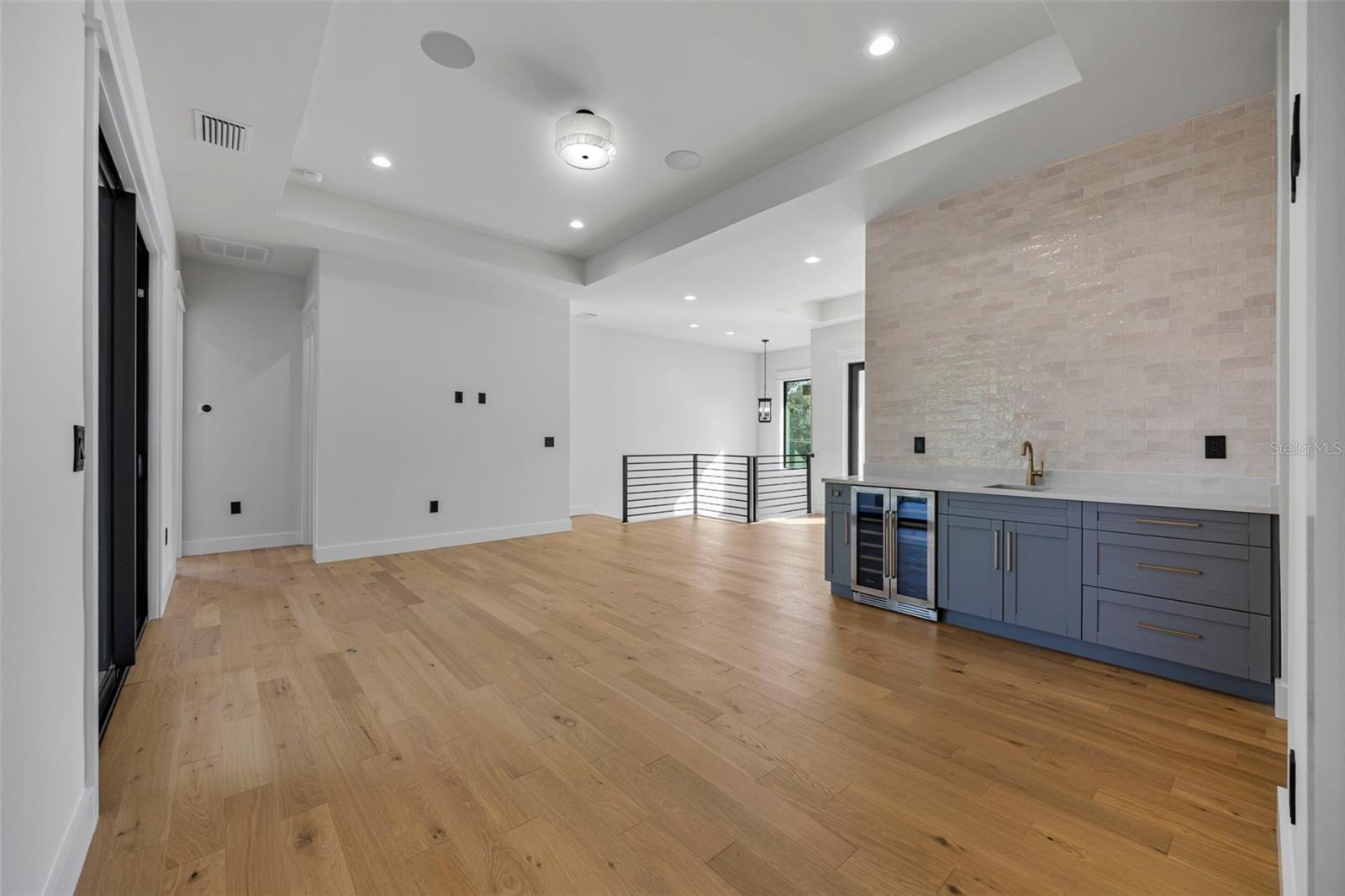 BEL MAR REV UNIT 9 REVI - Residential