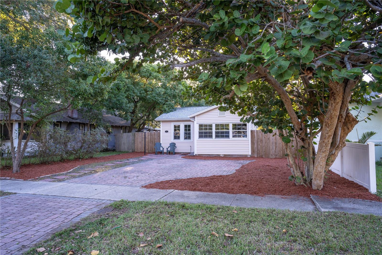 NORTH CLEARVIEW HIGHLANDS - Residential