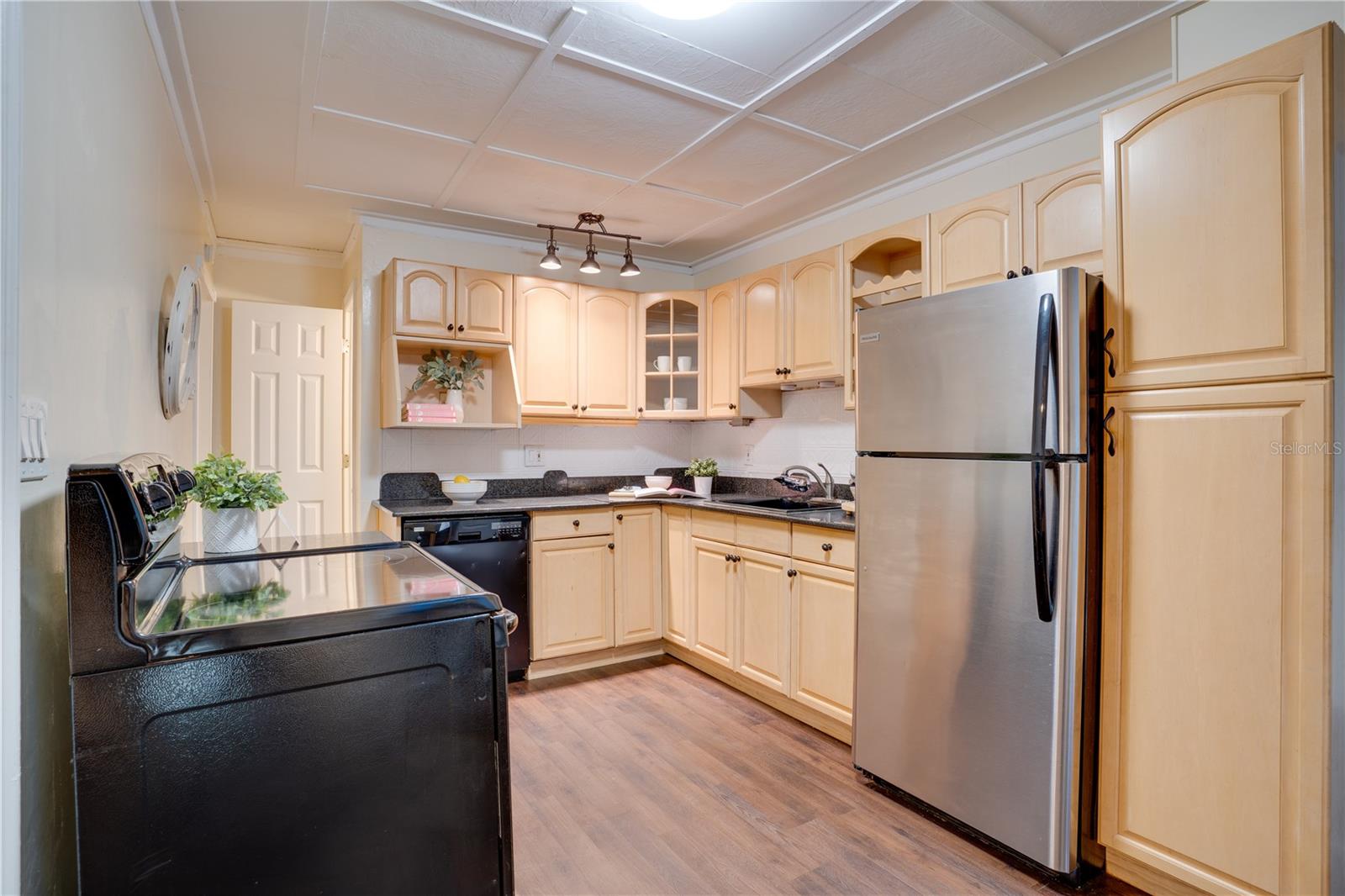 NORTH CLEARVIEW HIGHLANDS - Residential