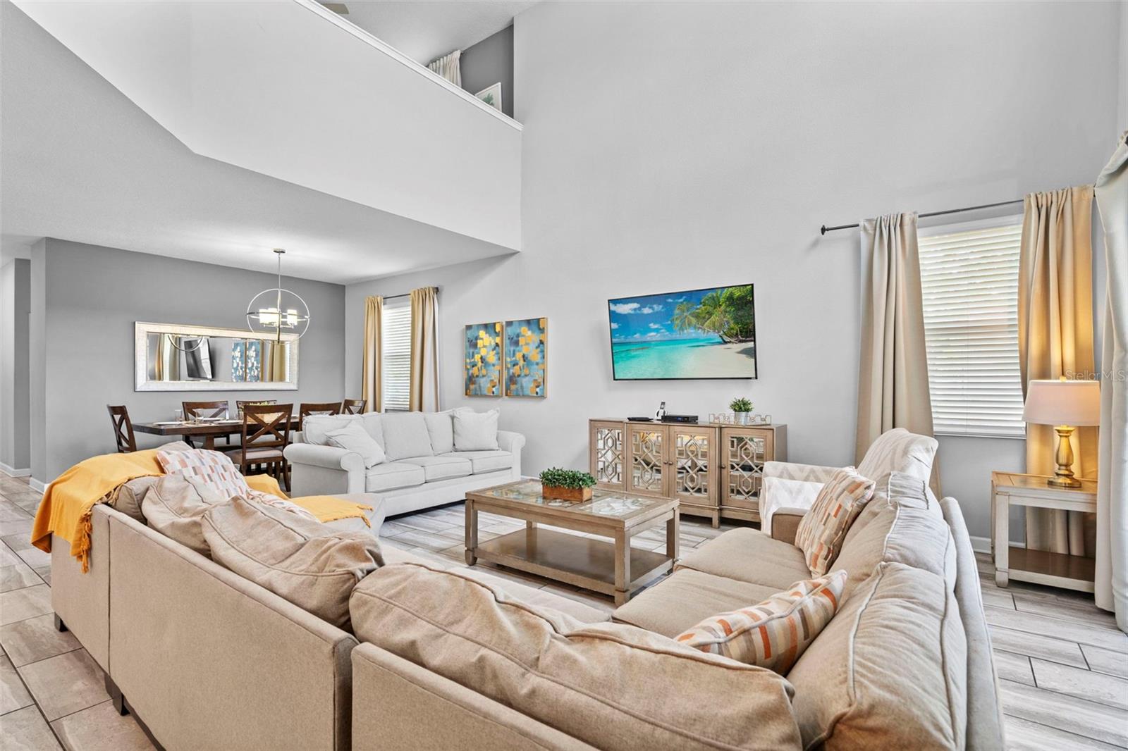 STOREY LAKE - Residential