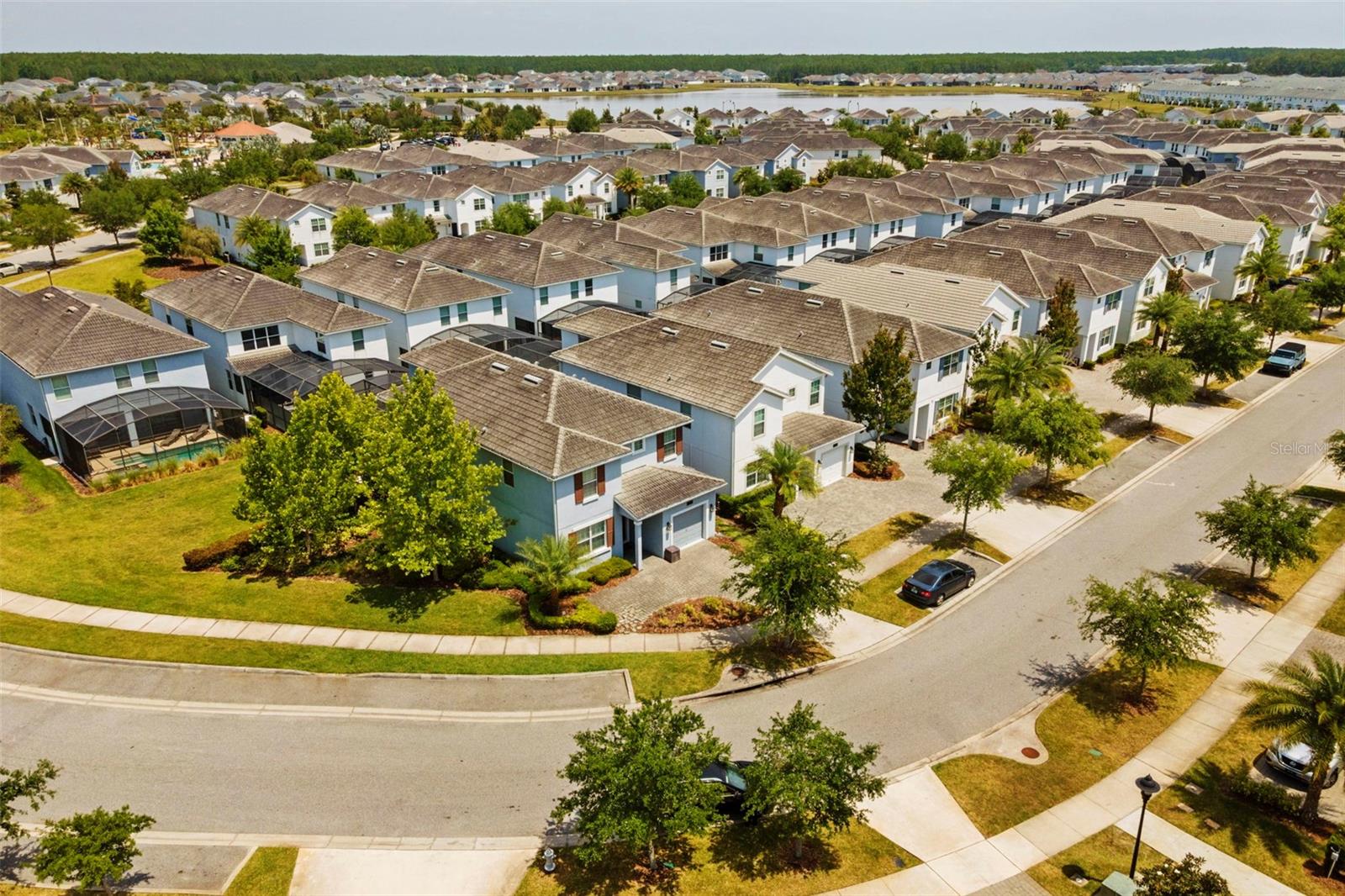 STOREY LAKE - Residential