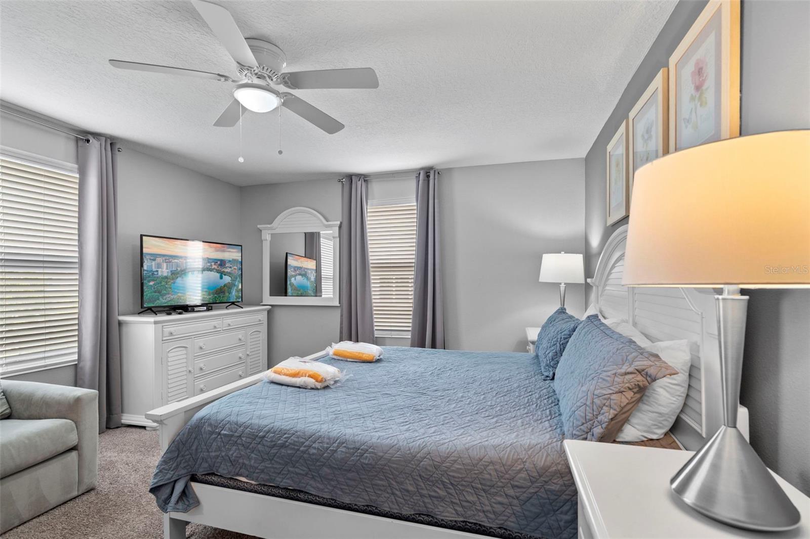 STOREY LAKE - Residential