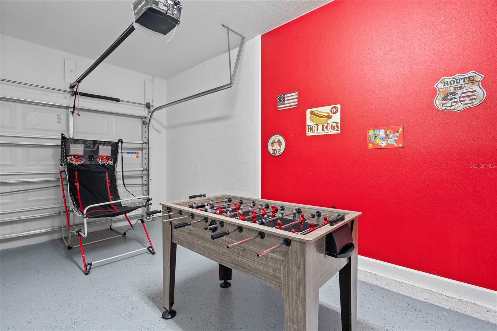 STOREY LAKE - Residential