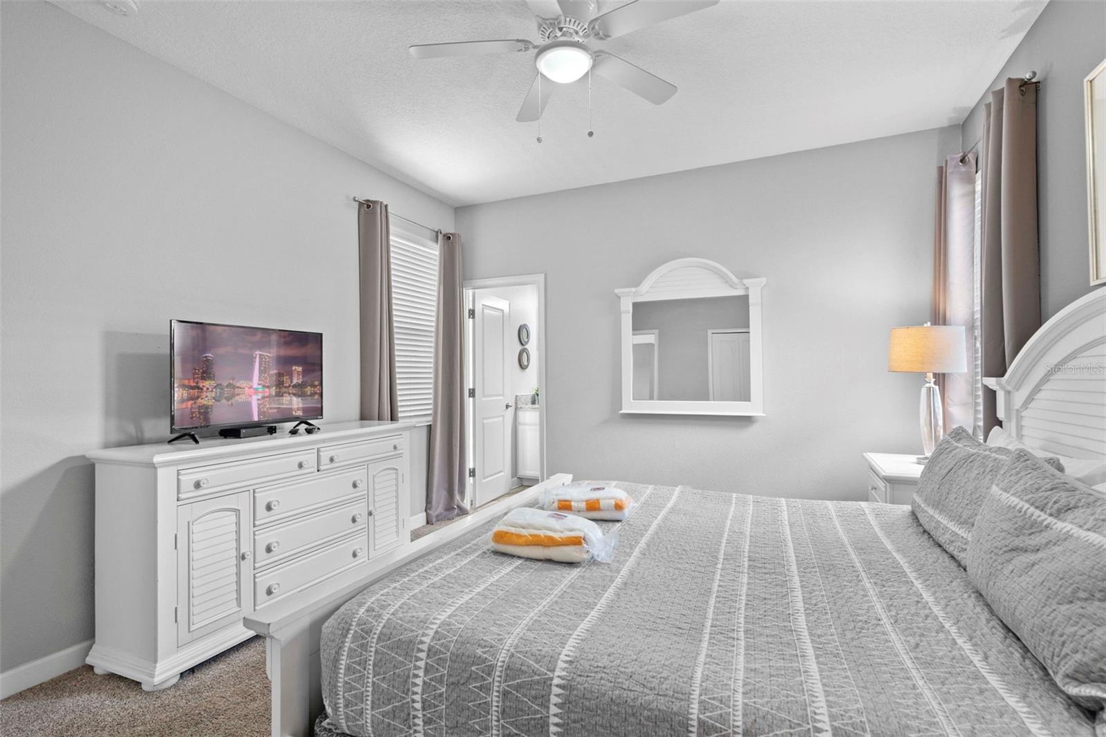 STOREY LAKE - Residential