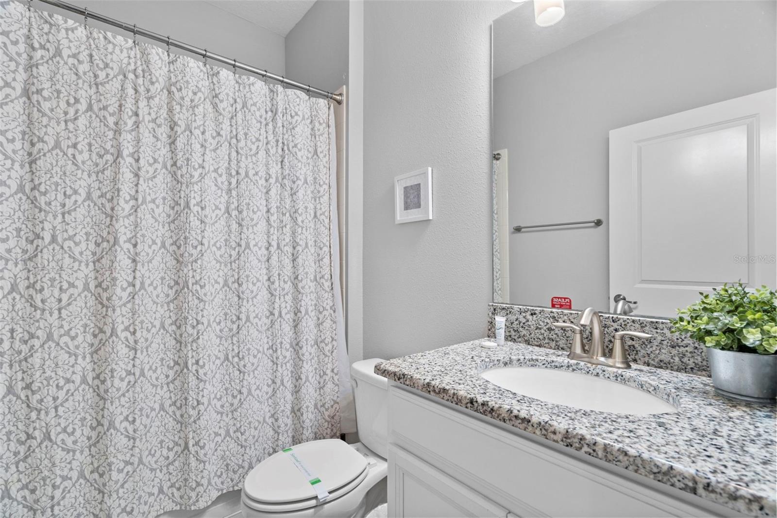 STOREY LAKE - Residential