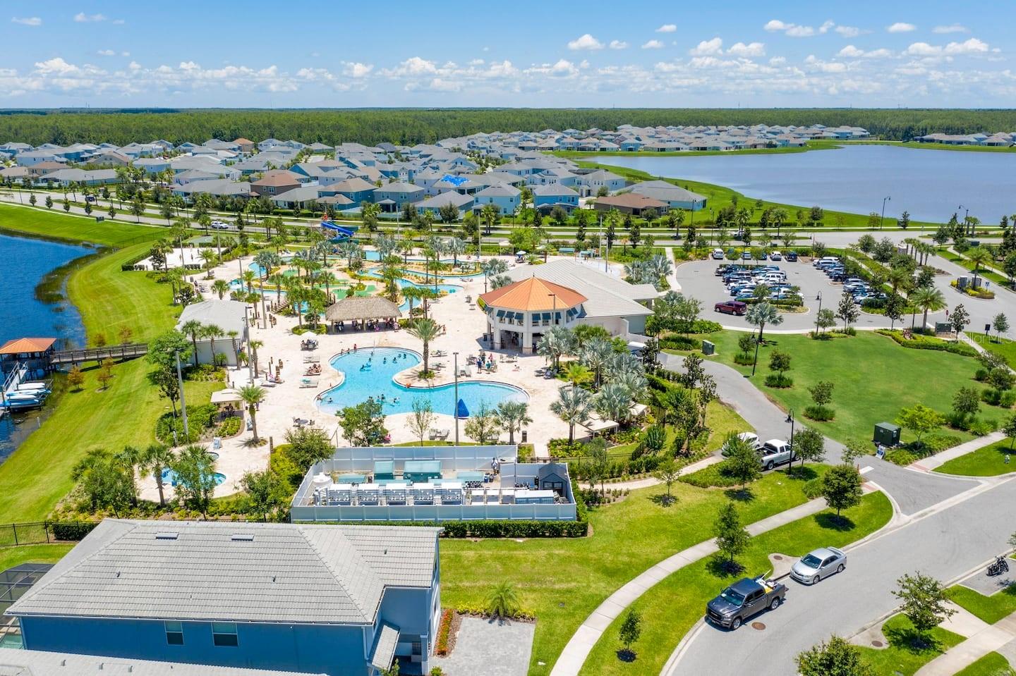 STOREY LAKE - Residential