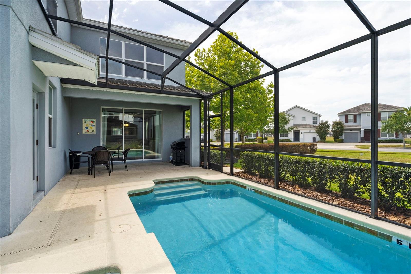 STOREY LAKE - Residential