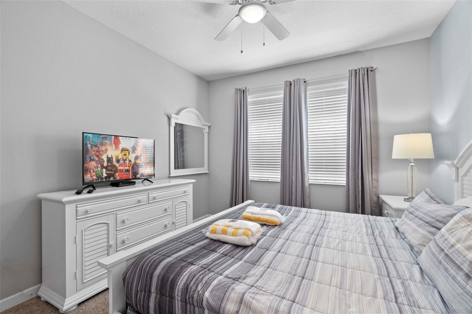 STOREY LAKE - Residential