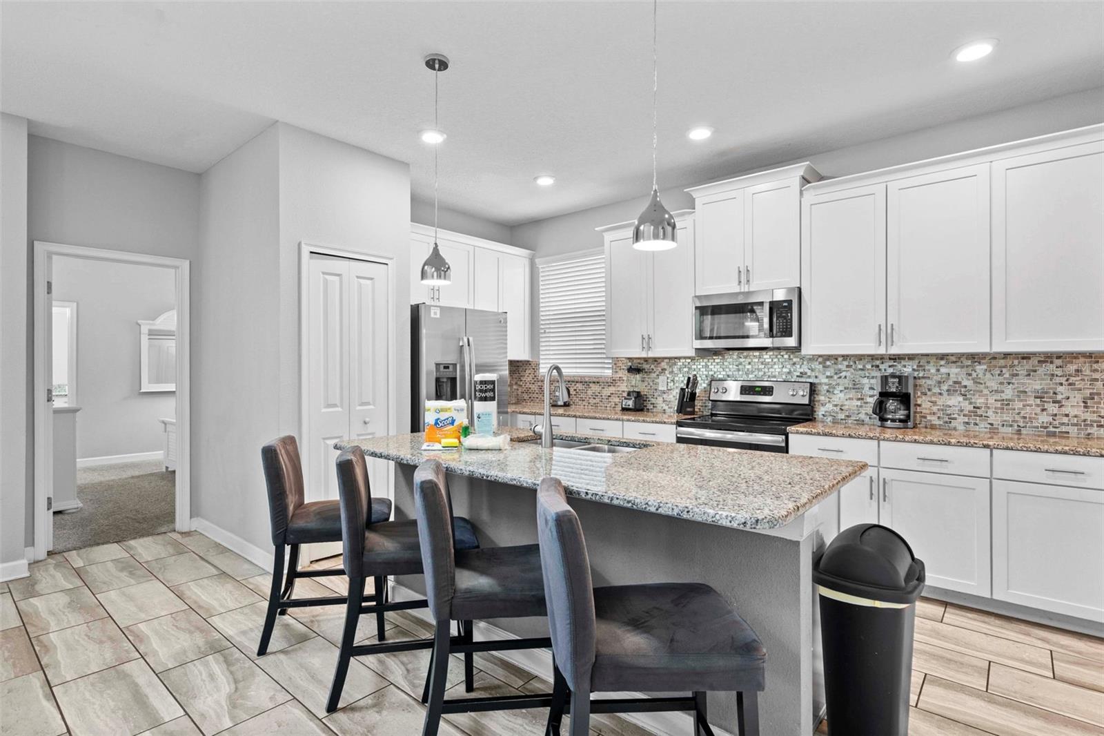 STOREY LAKE - Residential