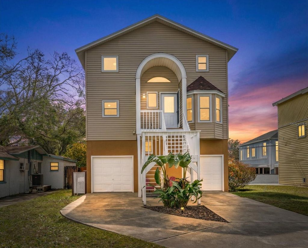 Photo of 856 Wisconsin Avenue, Palm Harbor, FL 34683 (MLS # TB8474014)