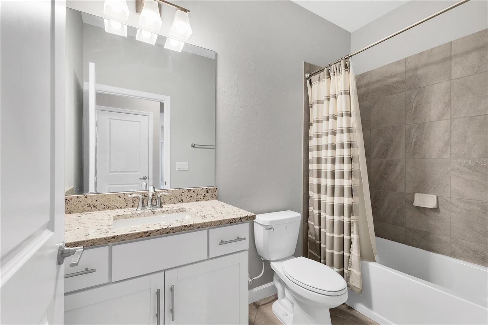 LORRAINE LAKES PH I - Residential