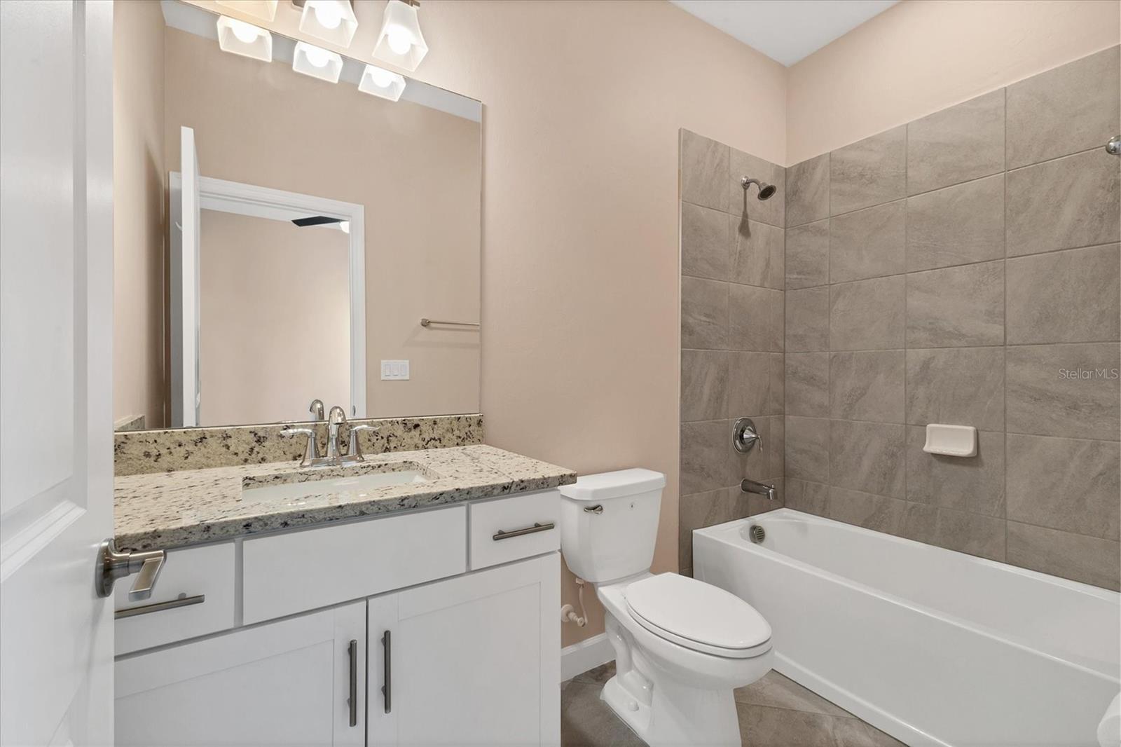 LORRAINE LAKES PH I - Residential