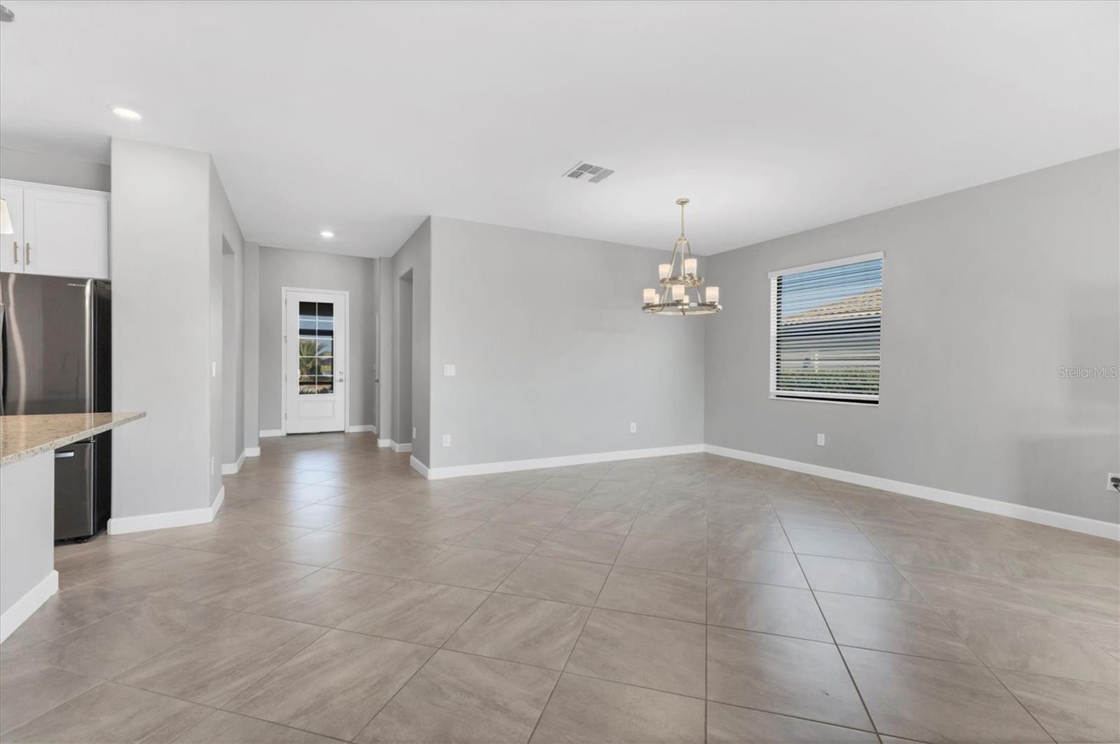 LORRAINE LAKES PH I - Residential