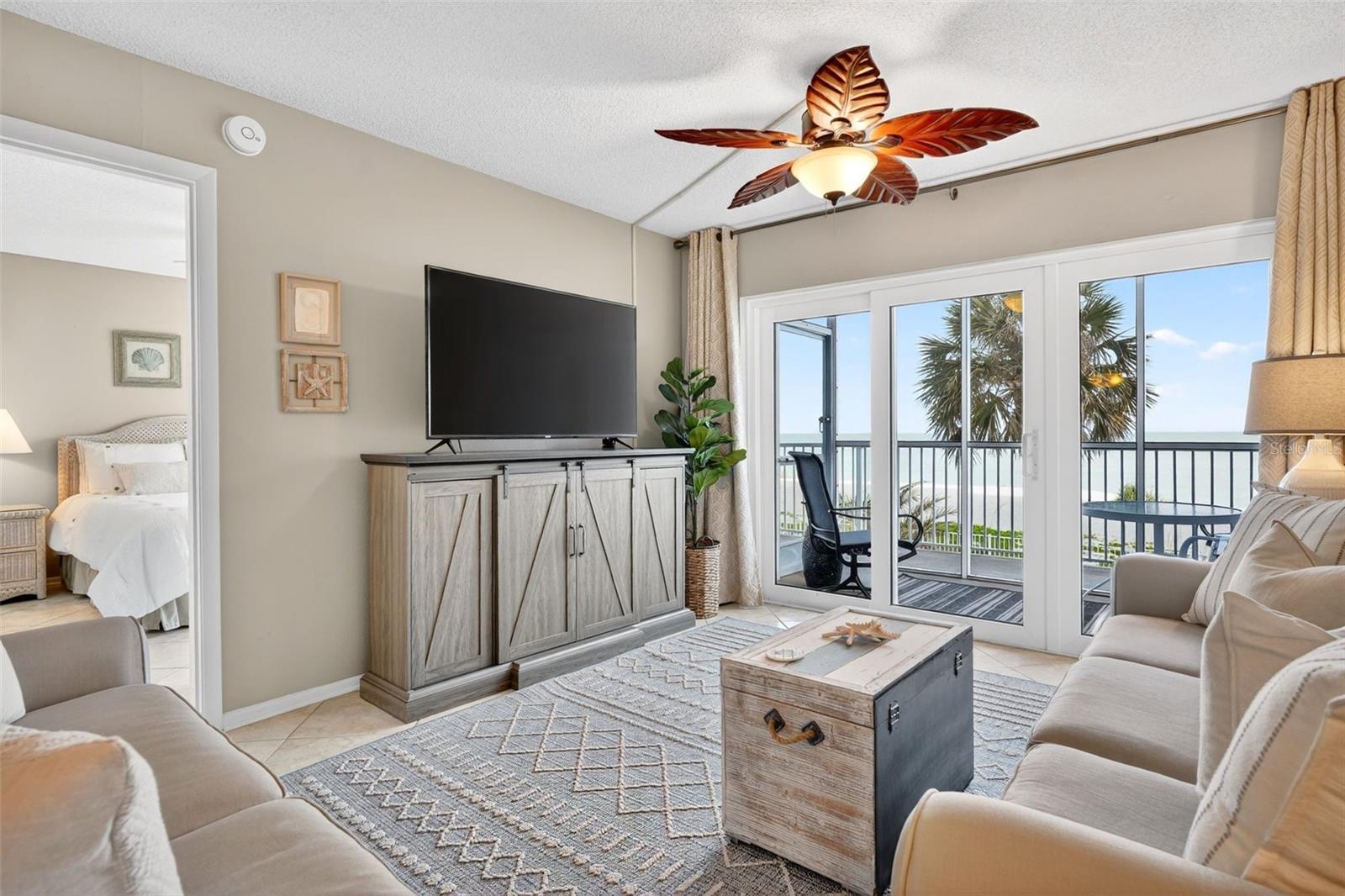 VENICE SANDS - Residential