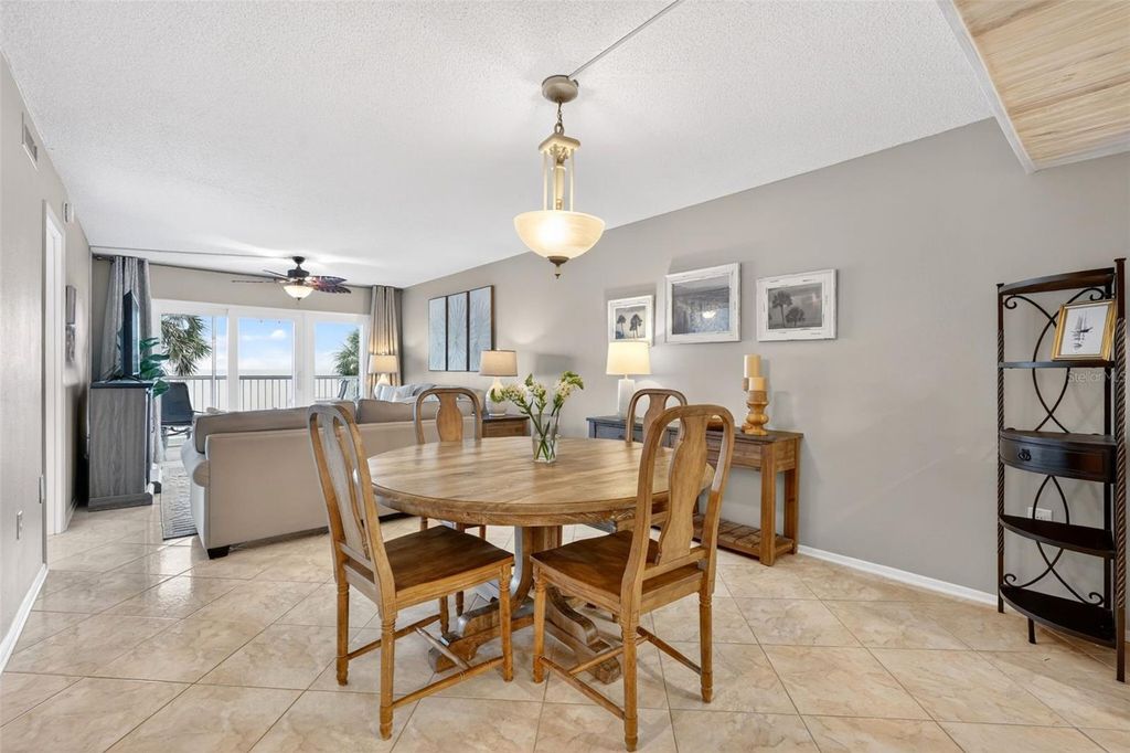 Photo of 633 Alhambra Road #205, Venice, FL 34285 (MLS # A4692989)