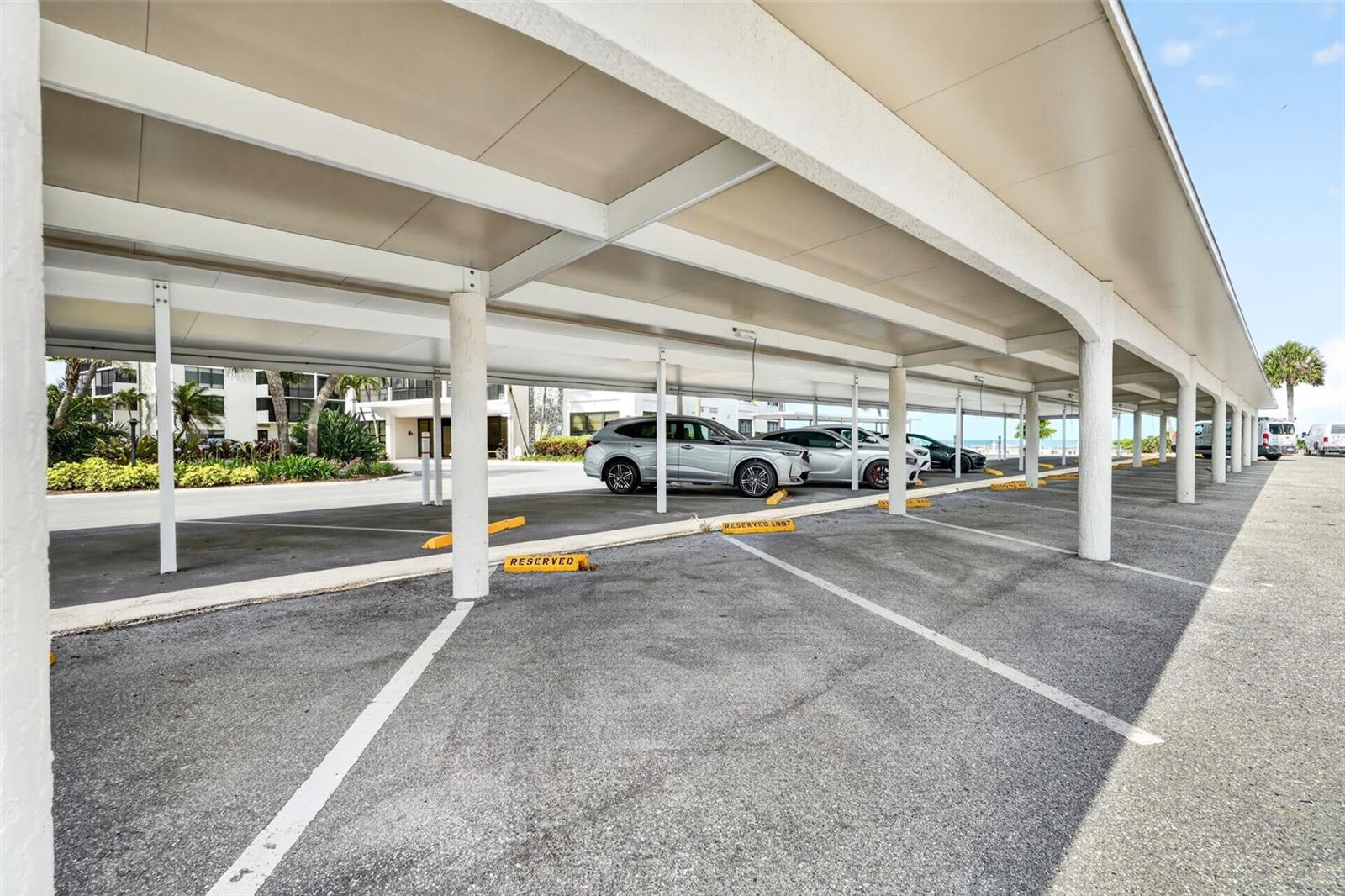 VENICE SANDS - Residential