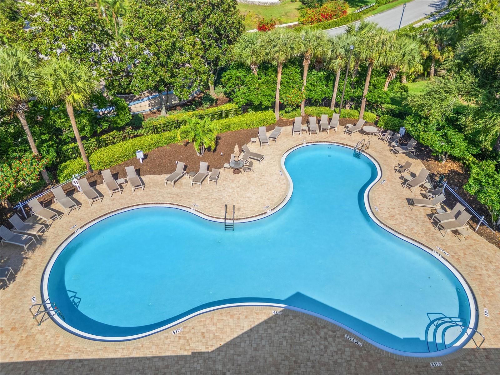 PALMA SOLA TRACE - Residential