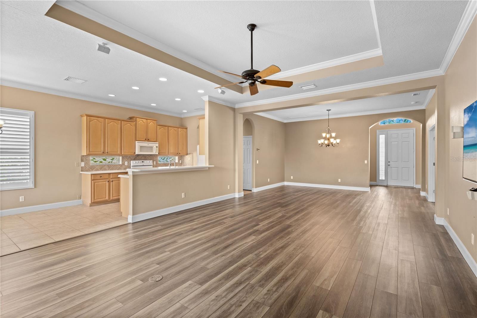 PALMA SOLA TRACE - Residential