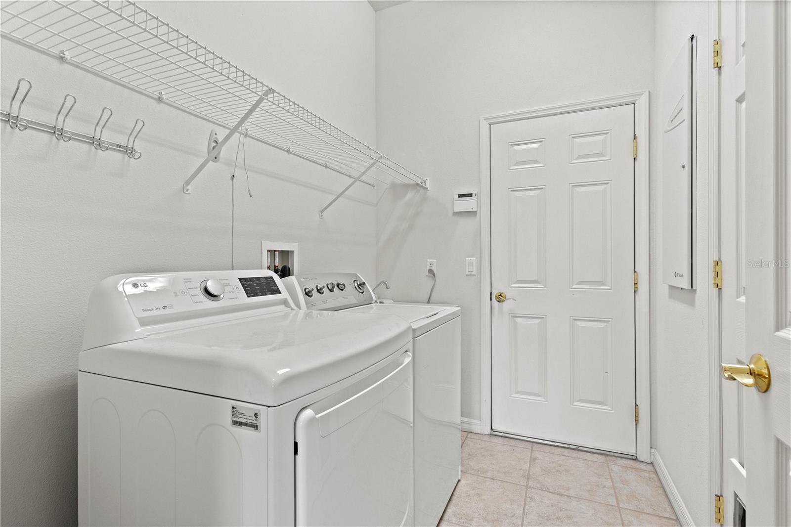 PALMA SOLA TRACE - Residential