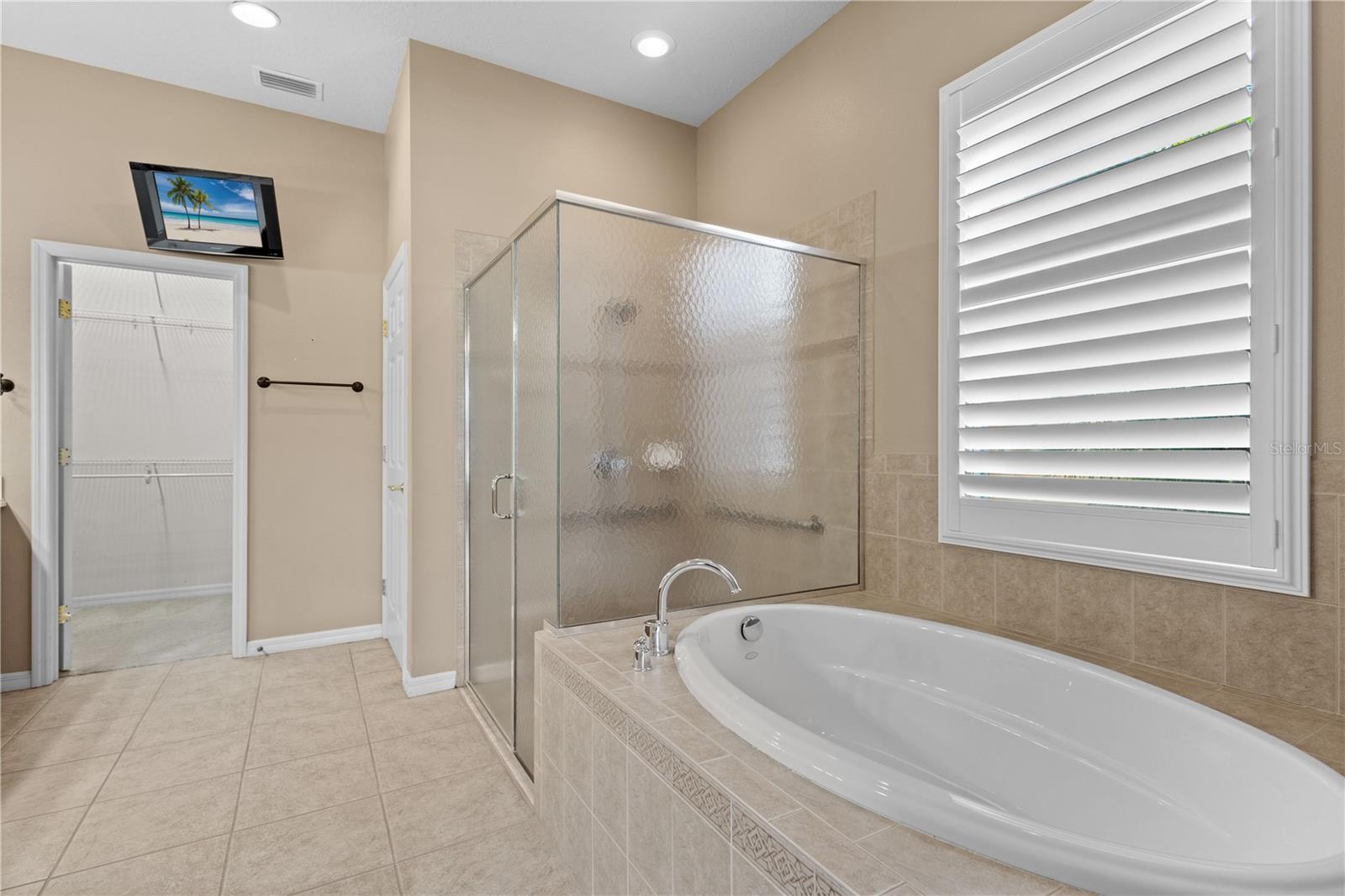 PALMA SOLA TRACE - Residential