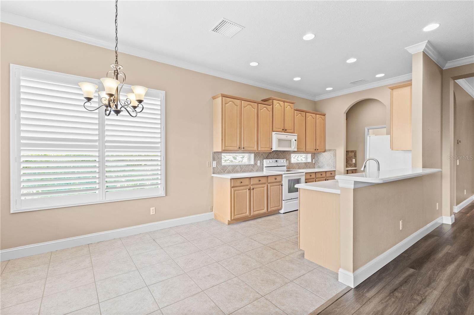 PALMA SOLA TRACE - Residential