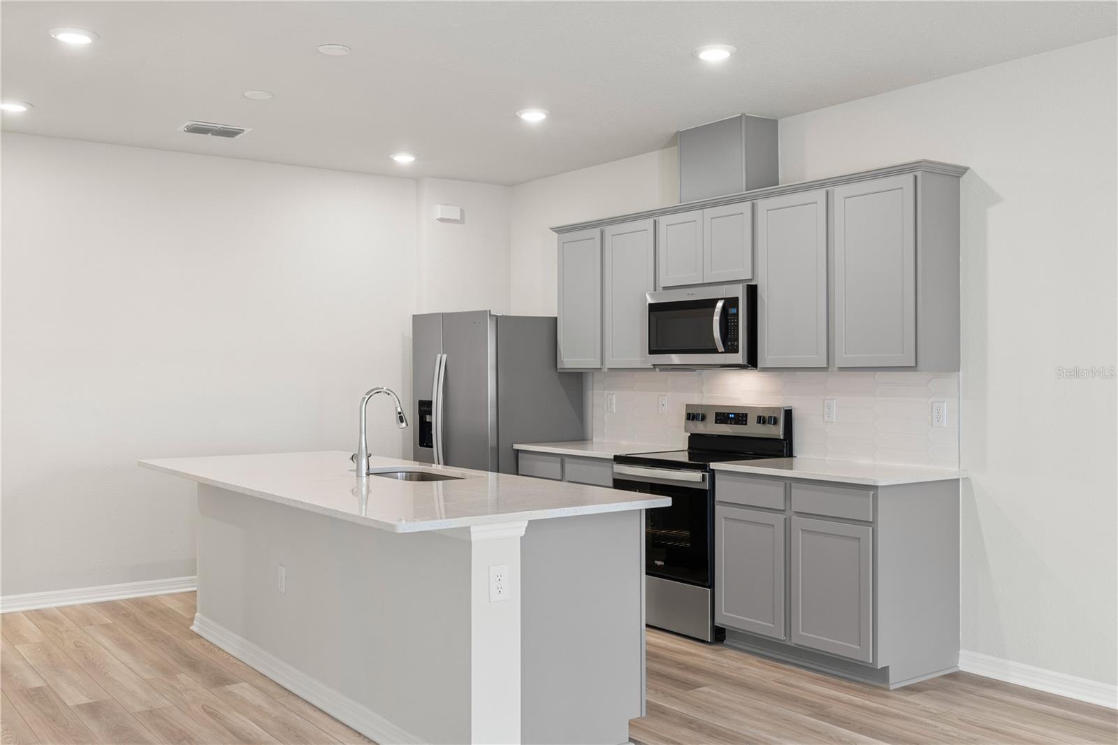 SILVERLEAF OAKS - Residential Lease