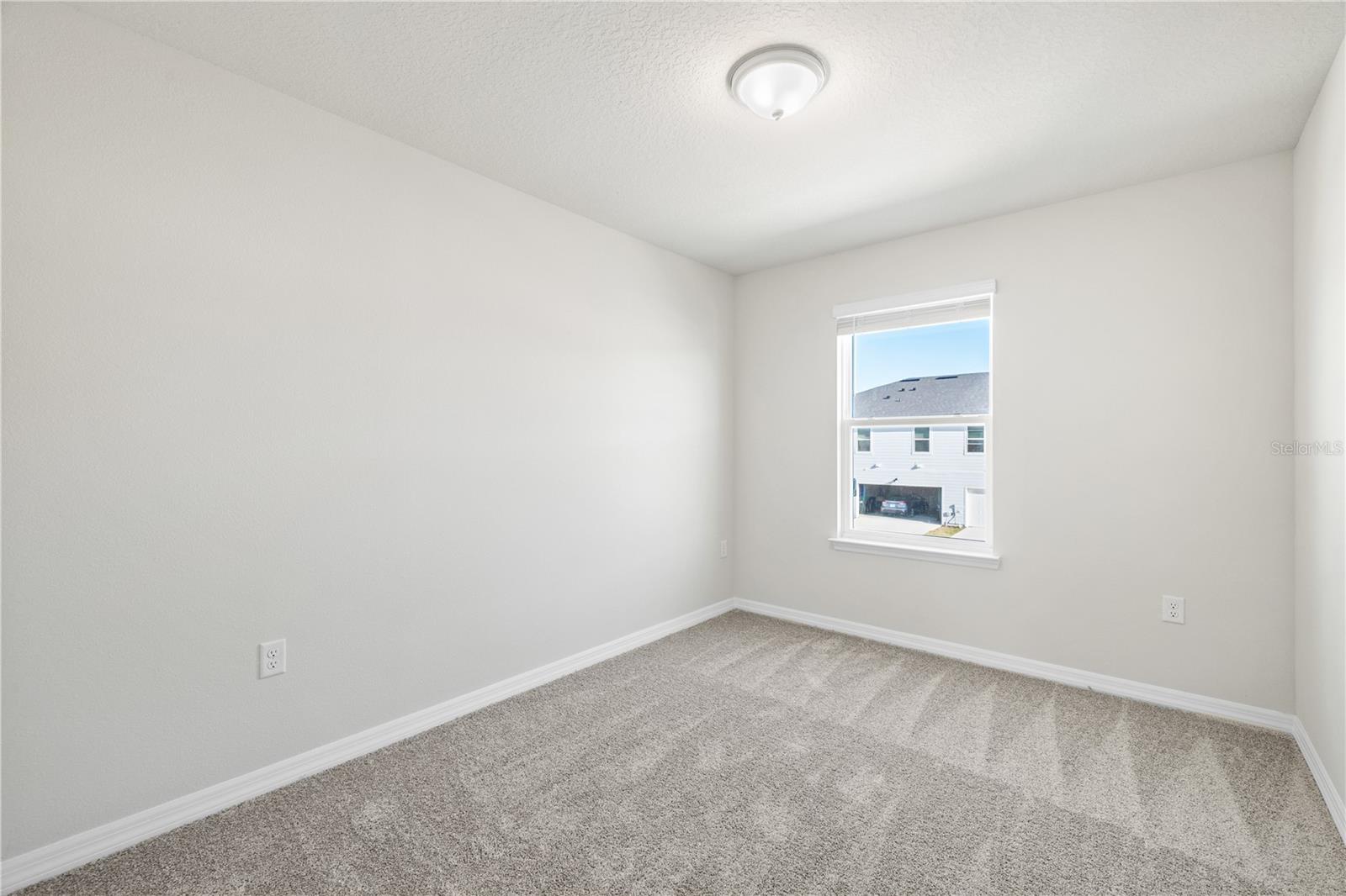 SILVERLEAF OAKS - Residential Lease