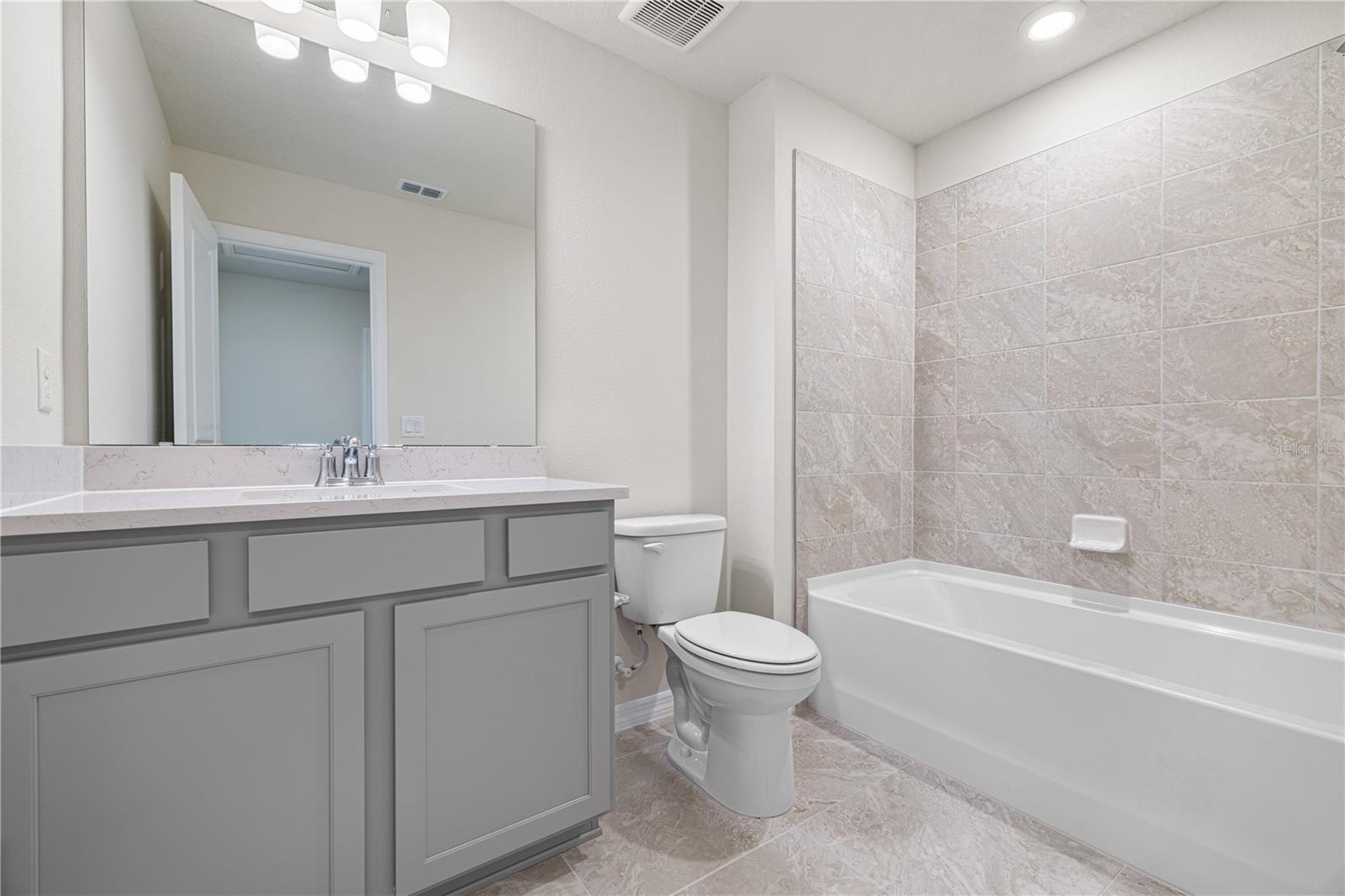 SILVERLEAF OAKS - Residential Lease