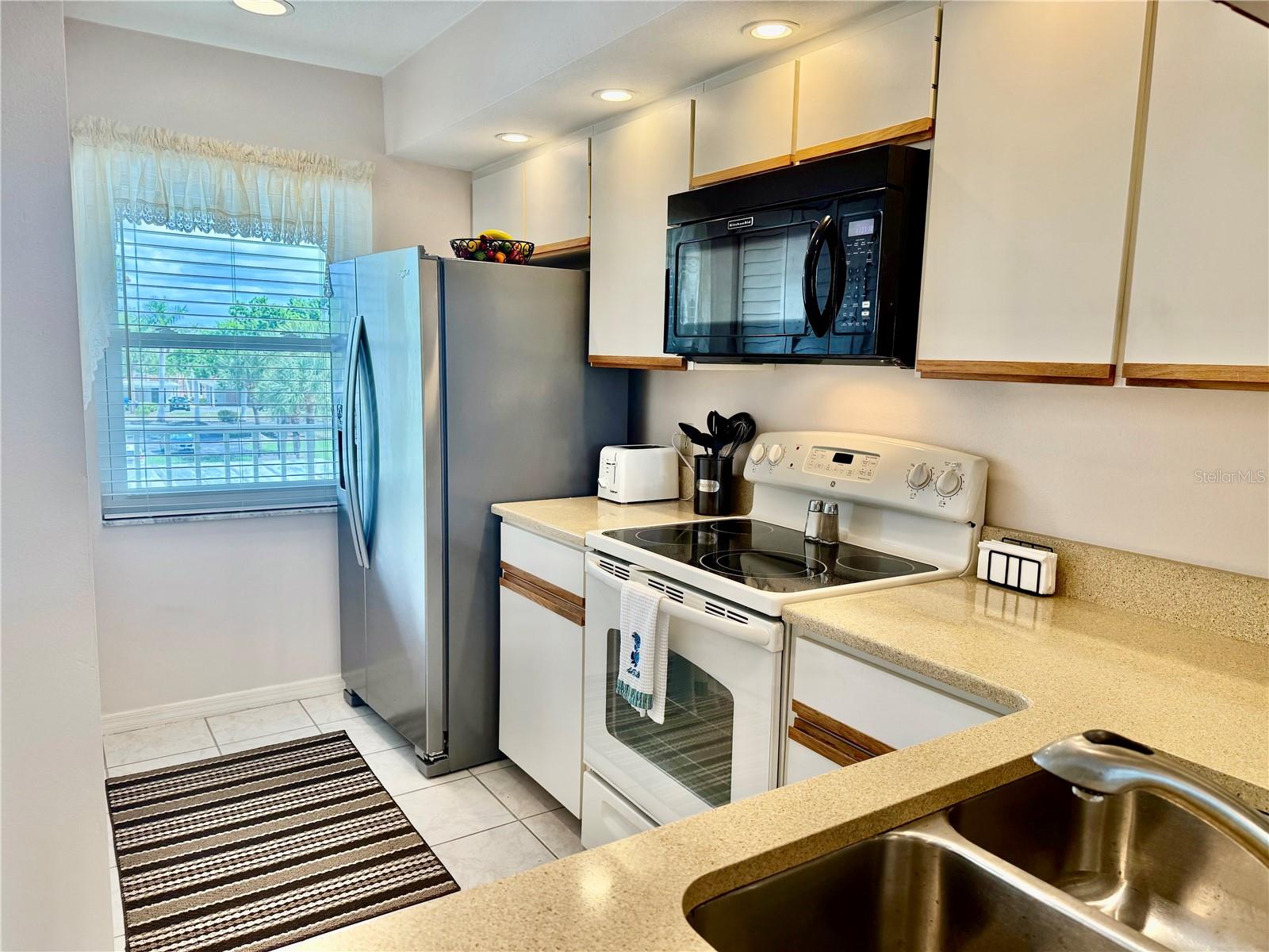 FARMINGTON VISTAS - Residential