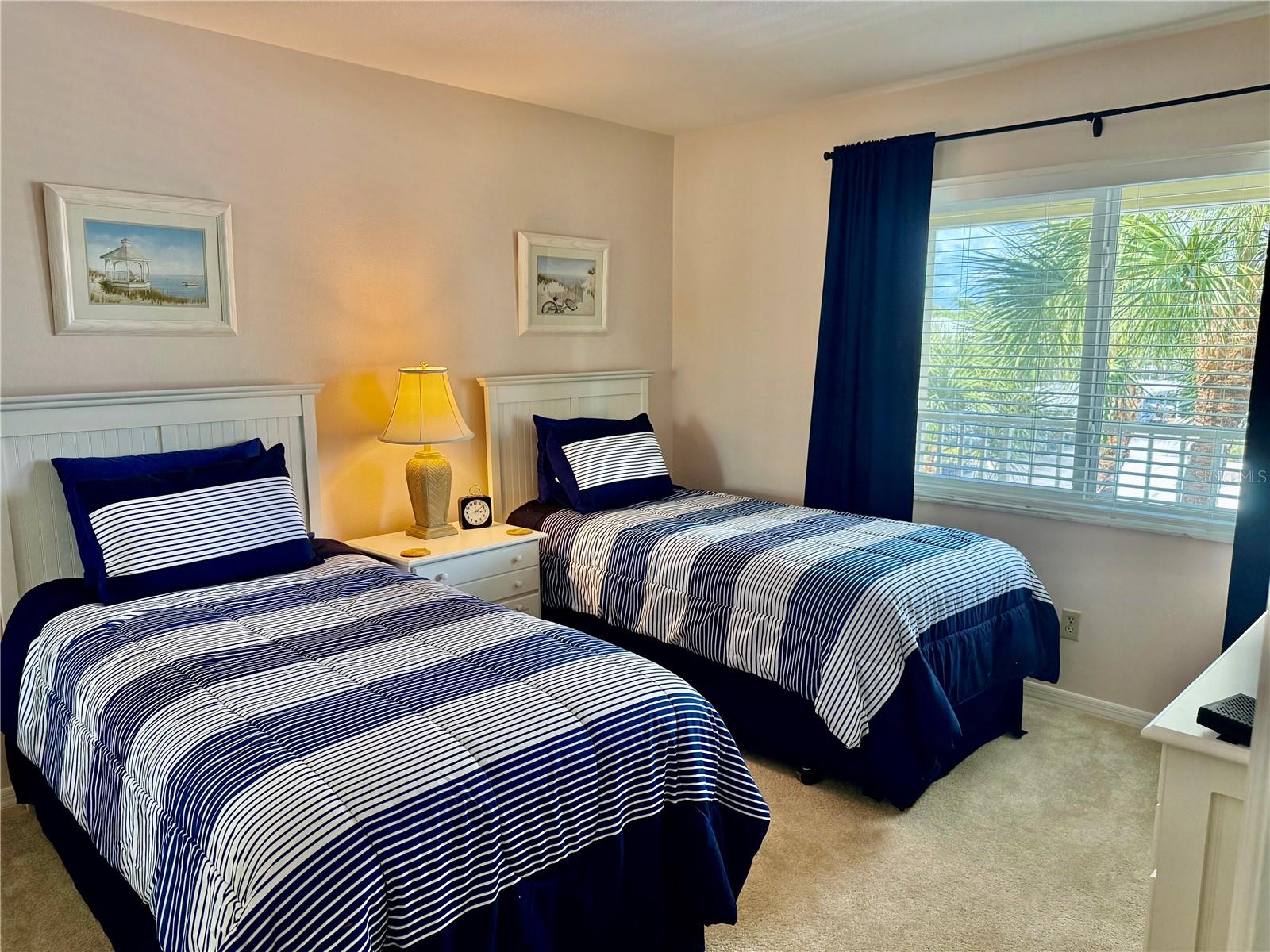 FARMINGTON VISTAS - Residential