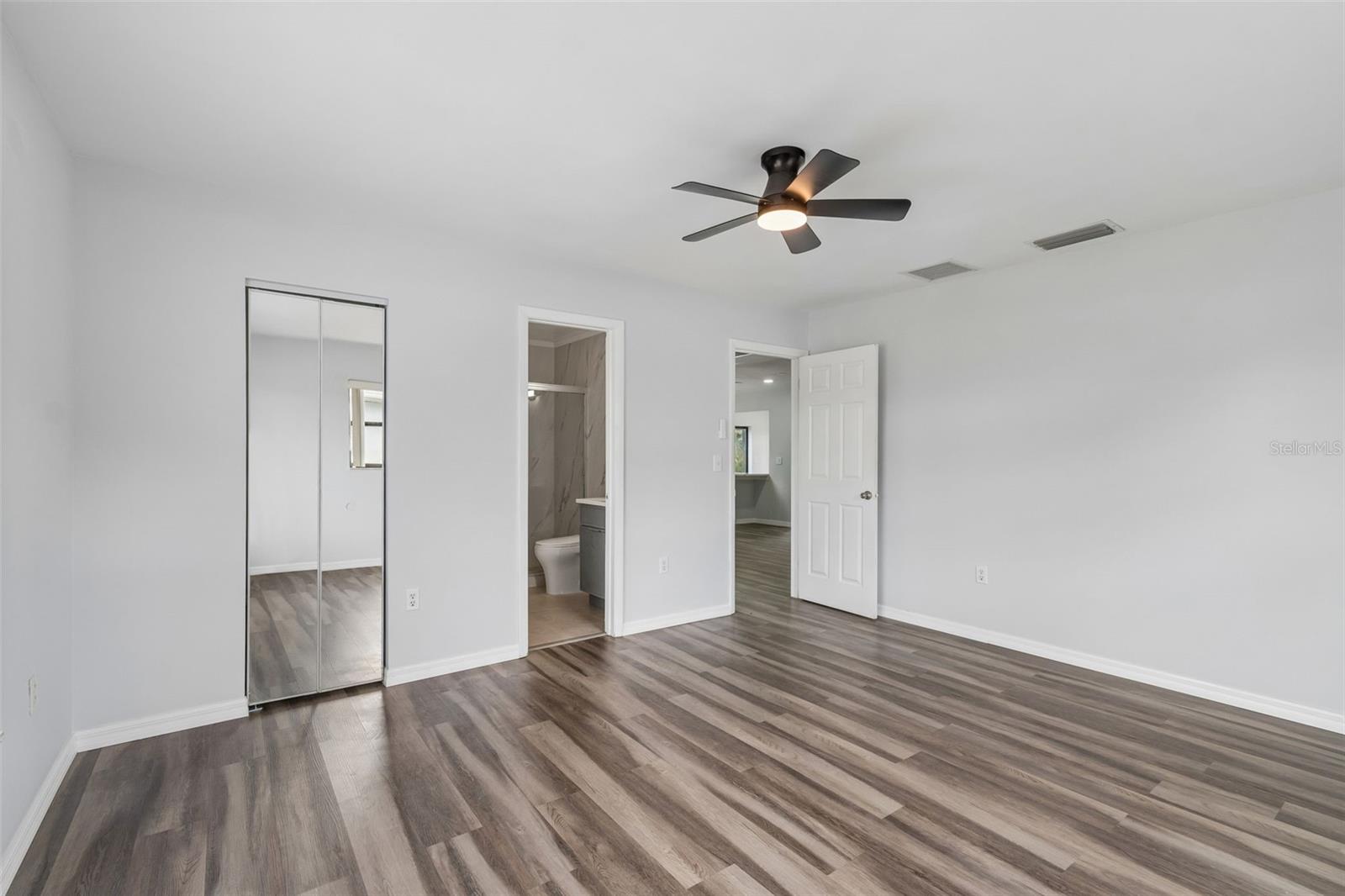 VENICE GARDENS - Residential