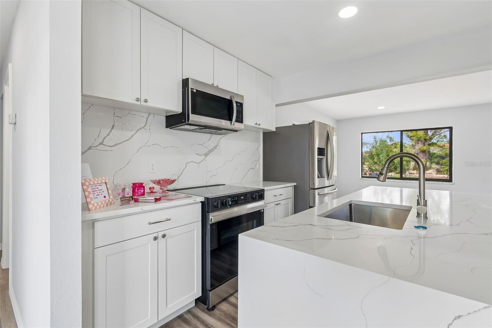 VENICE GARDENS - Residential