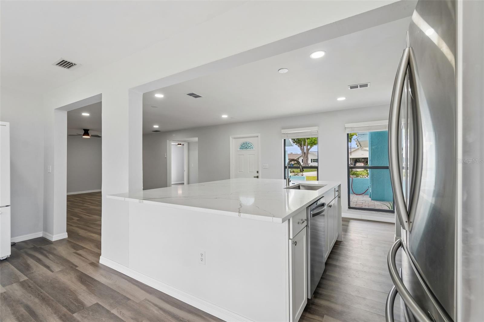 VENICE GARDENS - Residential