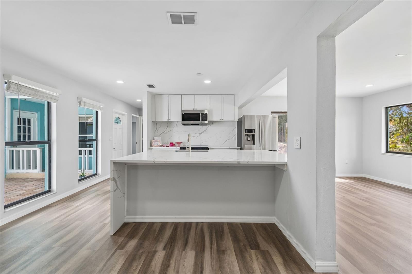 VENICE GARDENS - Residential