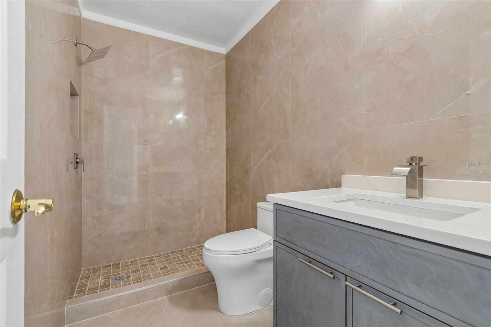 VENICE GARDENS - Residential