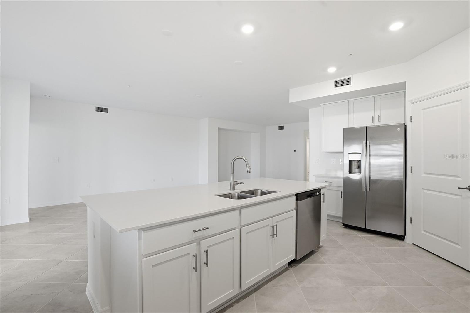 LEGENDS COVE - Residential