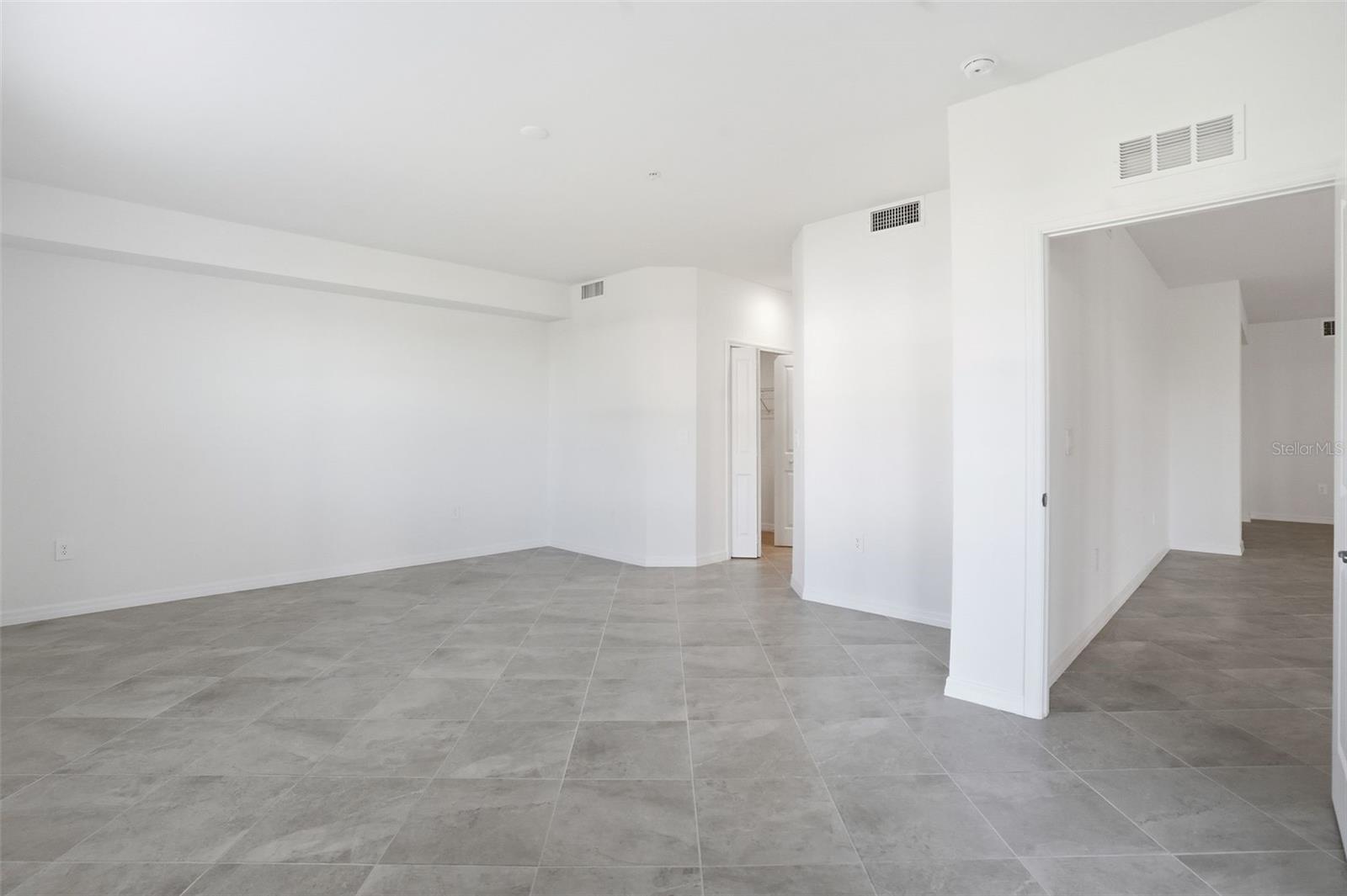 LEGENDS COVE - Residential